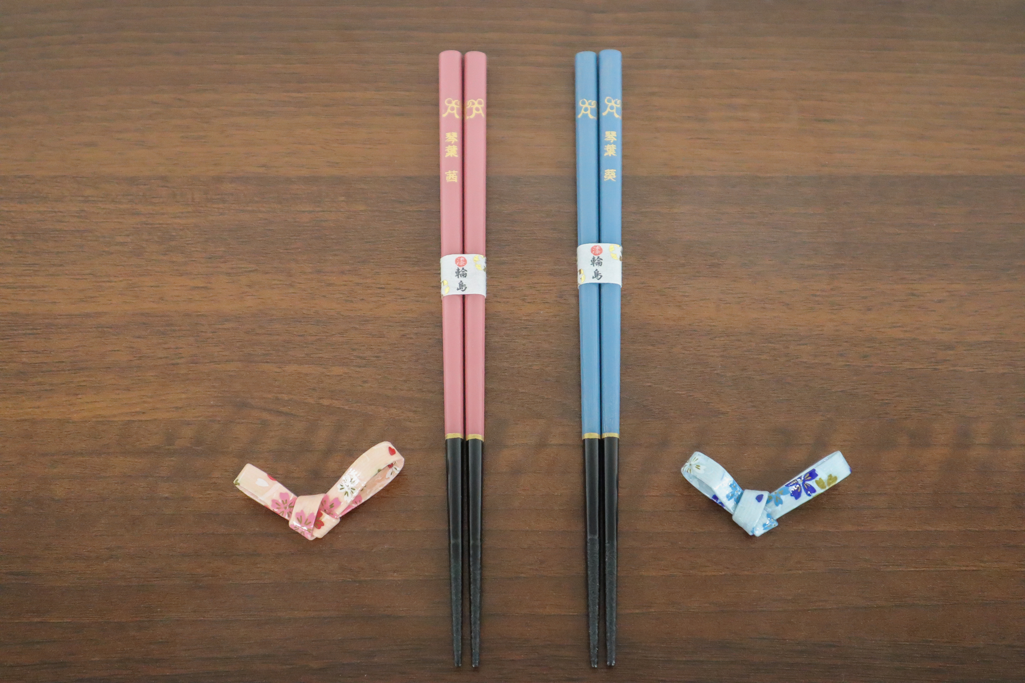 CHARAZZもぐもぐ姉妹食器セット